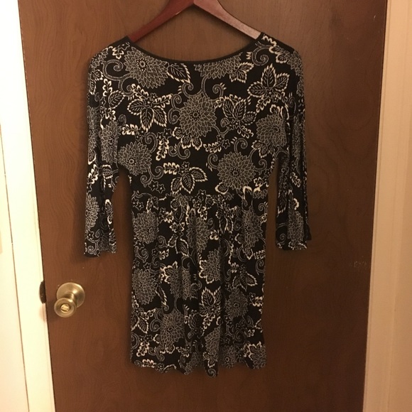Y2K Express Black Floral Sweetheart Tunic - Picture 3 of 3